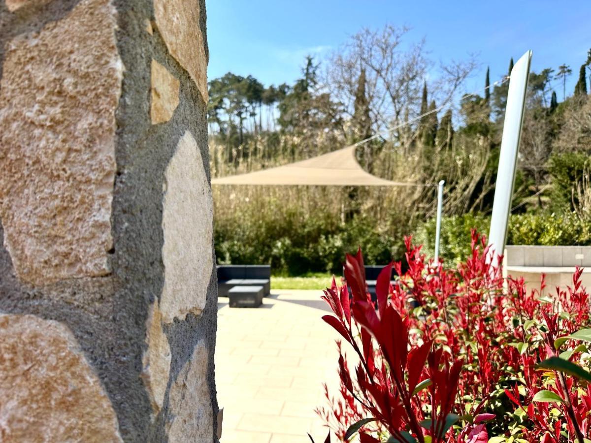 Le Village Sarzana Eksteriør billede