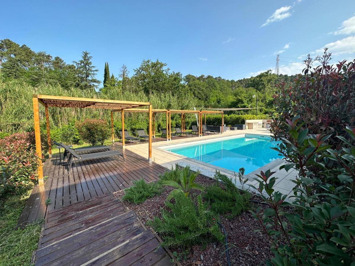 Le Village Sarzana Eksteriør billede