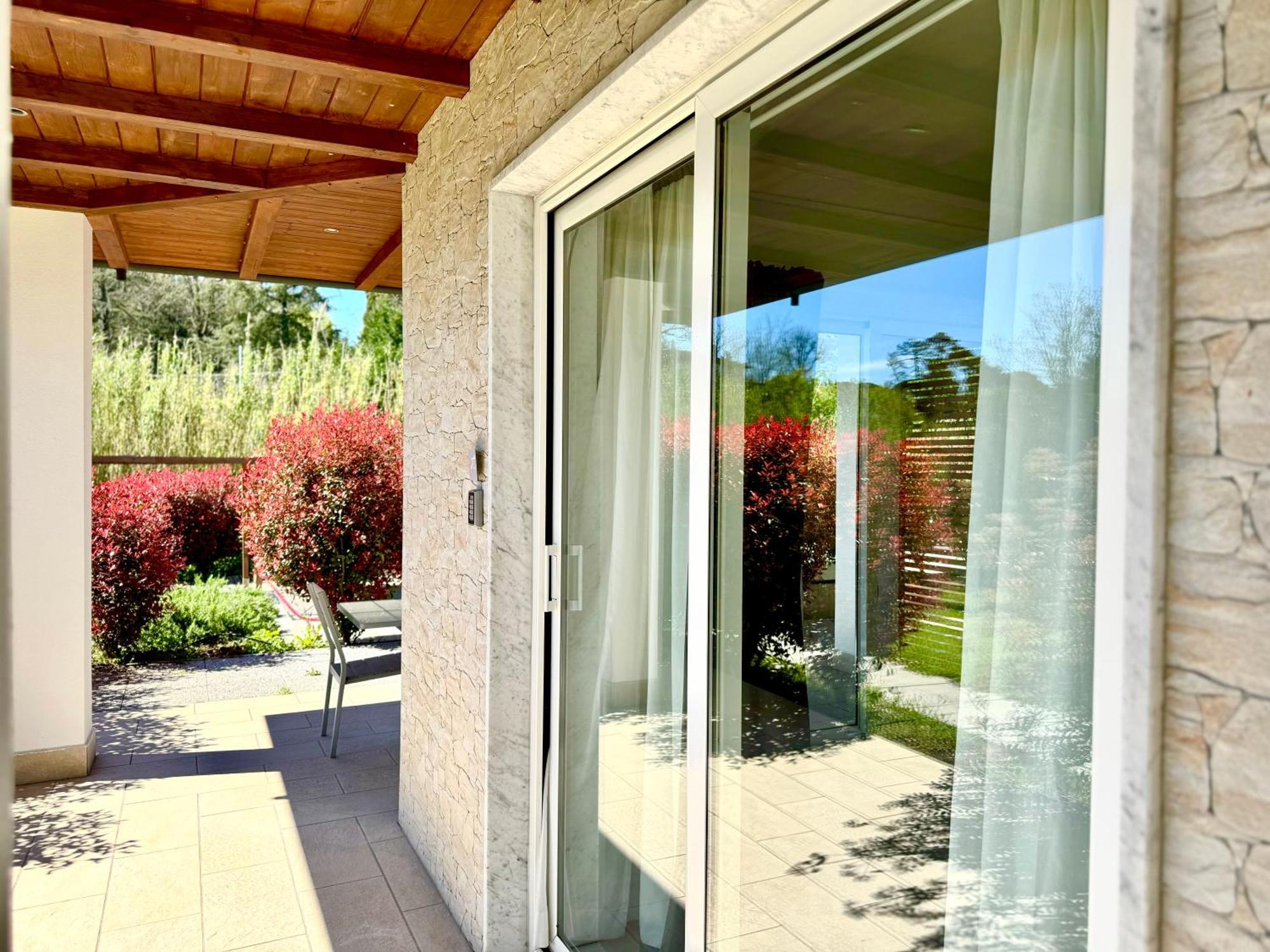 Le Village Sarzana Eksteriør billede
